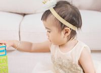 2012年霍姓龙宝宝取名字大全 - 为你的宝宝起个寓意深远的名字