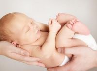 女婴生辰八字起名字的重要性及选择方法